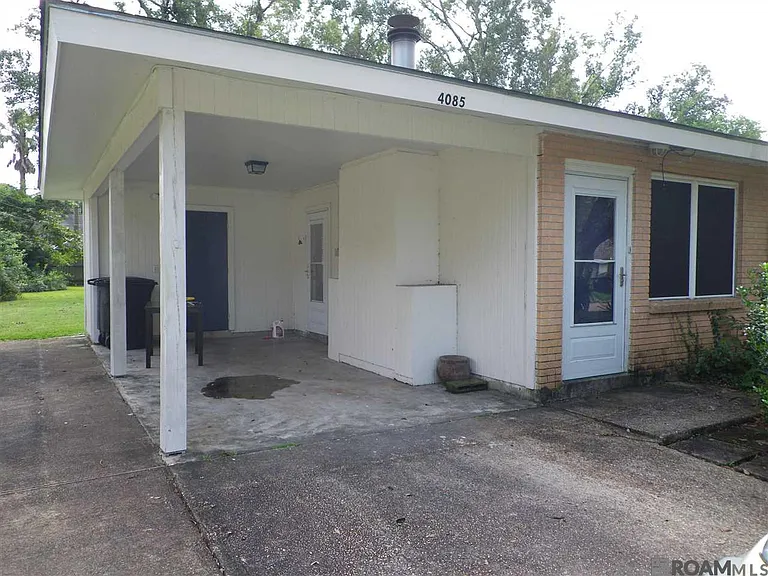 4085 Fleet Dr — Photo 3