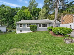 49 Pine Ave, Ossining, NY 10562