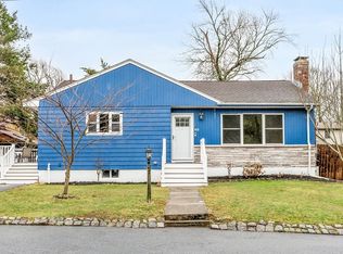 60 Goshen Rd, Dedham, MA 02026