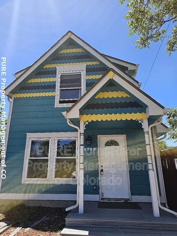 3 bed, 1.5 bath, 1281 sqft, $2,350 — Photo 1