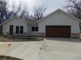 25745 Babs St, Spirit Lake, IA 51360