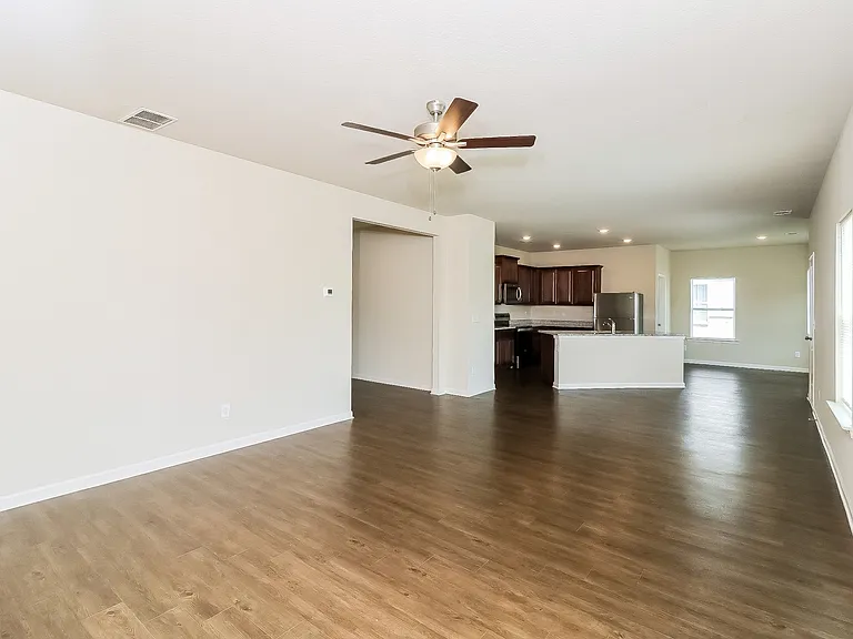 153 Innis Brook Cir — Photo 4
