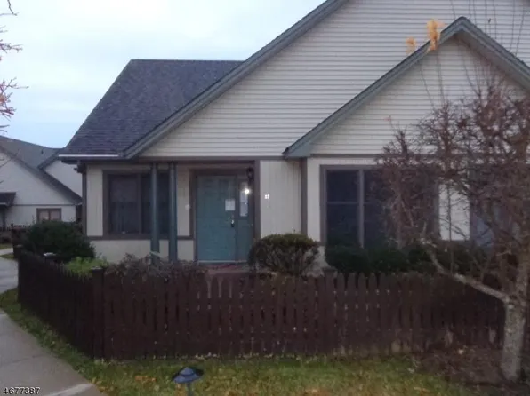 17 Park Edge, Berkeley Heights, NJ 07922