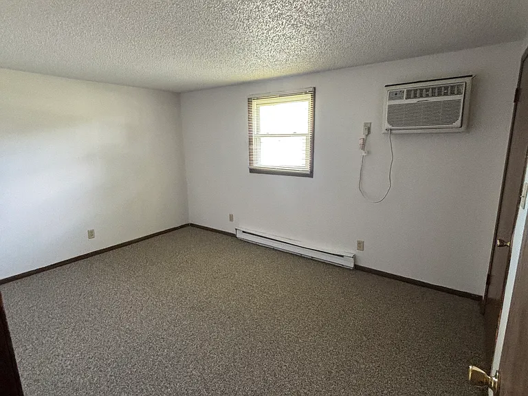 533 Parkview Ln #6_0 — Photo 6