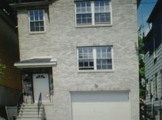 289 S 6th St #2, Newark, NJ 07103