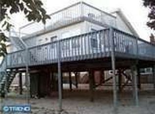 334 W 7th St, Ship Bottom, NJ 08008