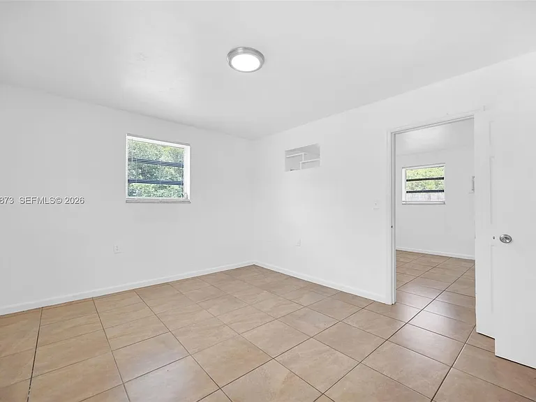 567-3 NW 90th St #EL — Photo 13