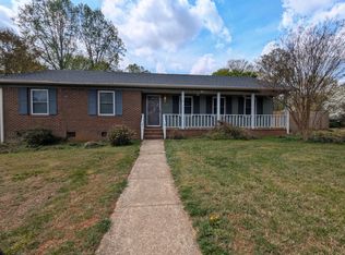 4305 Goldenrod Dr, Greensboro, NC 27455