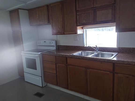 5th image of 4576 N Pioneer Ter