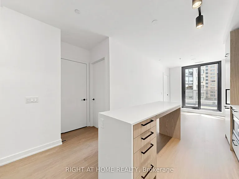 91 Montclair Ave #832 — Photo 11