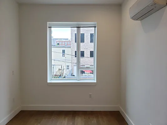 Rented by Signature Property Realty | media 22