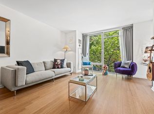 350 W 53rd St APT 2D, New York, NY