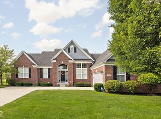 6801 Woodhaven Pl, Zionsville, IN 46077
