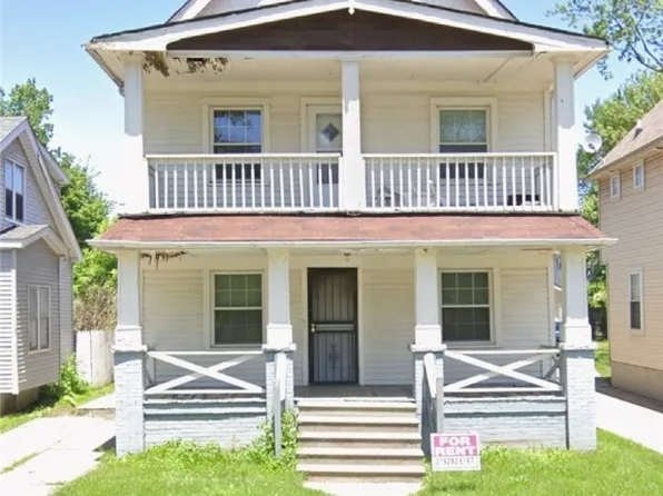 10913 Dove Ave, Cleveland, OH 44105