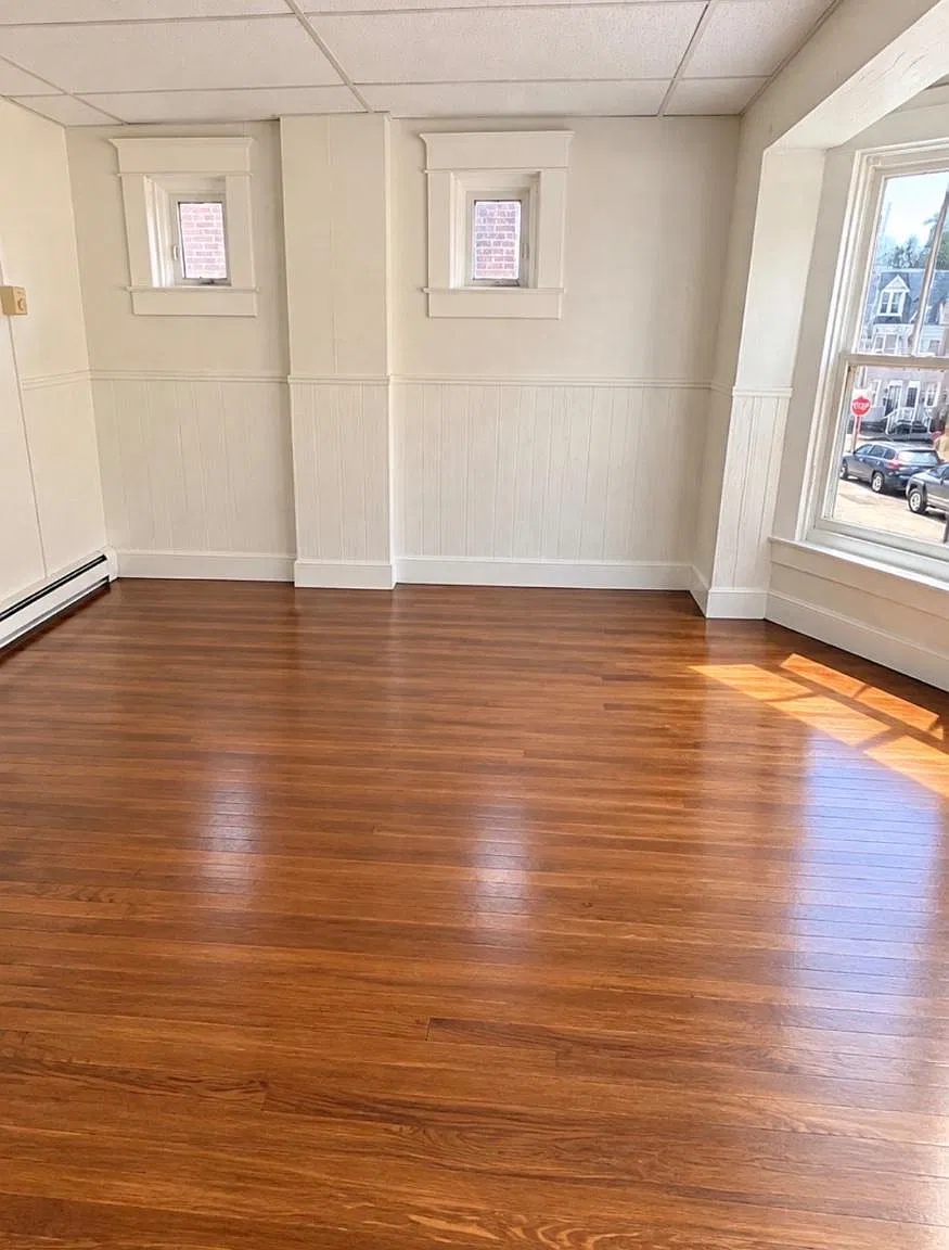 2 bed, 1.0 bath, 1920 sqft, $1,400 — Photo 3