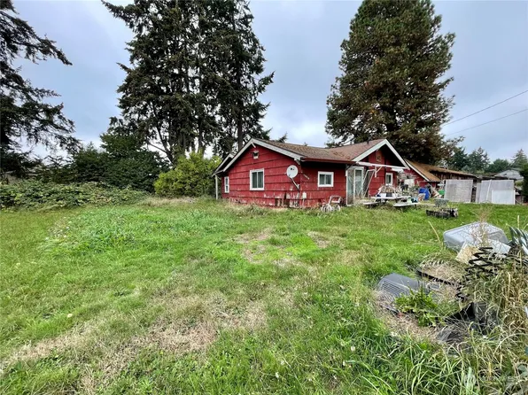 15820 18th Avenue Ct E, Tacoma, WA 98445