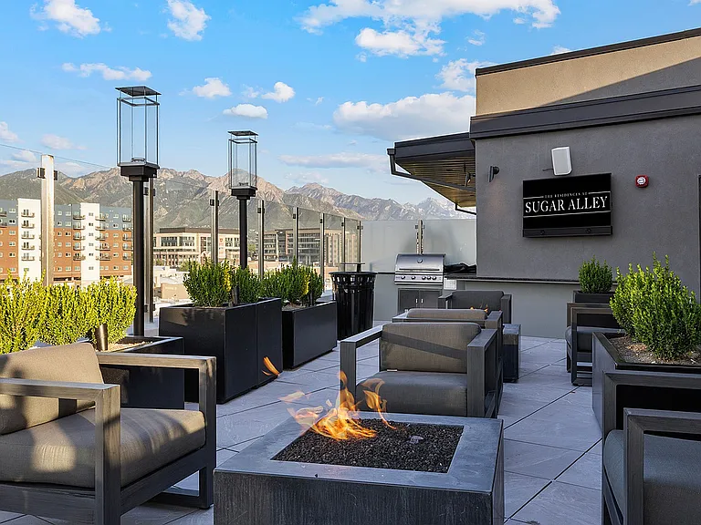 Rooftop Deck side view