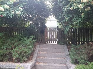 3439 34th Ave W, Seattle, WA 98199