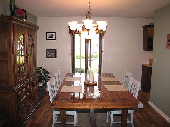 5th image of 6391 Cedar Point Dr