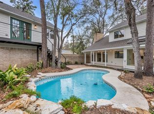 4 N Autumnwood Way, Spring, TX 77380