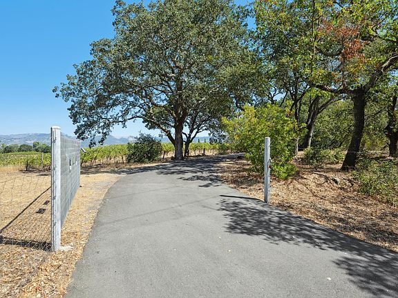 2nd image of 2175 London Ranch Road