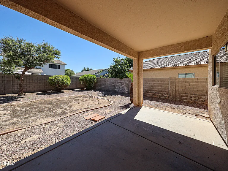 14584 W Watson Ln — Photo 39