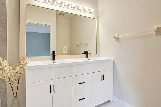 10581 NW 57th Ct — Photo 27