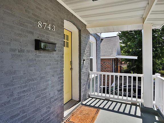 2nd image of 8743 Brentwood Pl