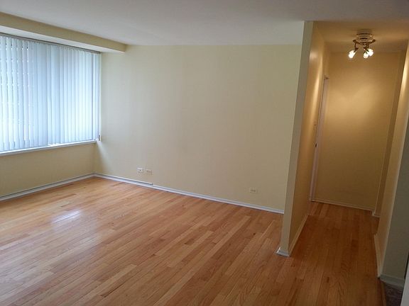 Livingroom to Bedroom on left, Bathroom on right