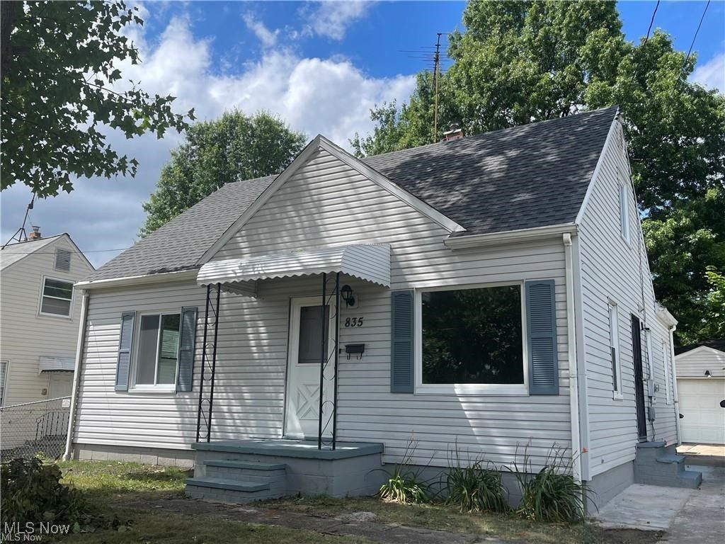 Real estate listing image