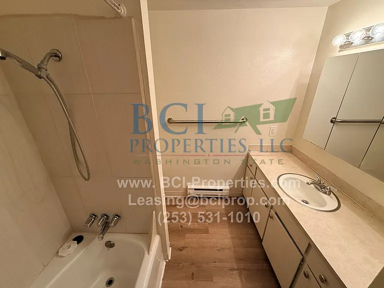8624 Pacific Ave — Photo 8