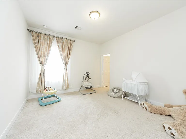 15406 Easton Gate Ln — Photo 22