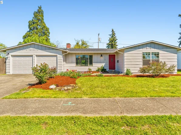 2267 Dornoch St, Springfield, OR 97477