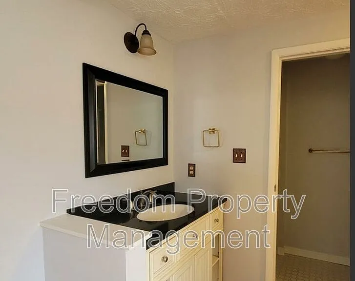 7974 Tyson Oaks Cir — Photo 23