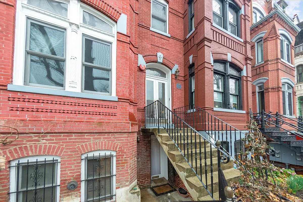 Street level unit has it's own private entrance. - 1622 15th St NW