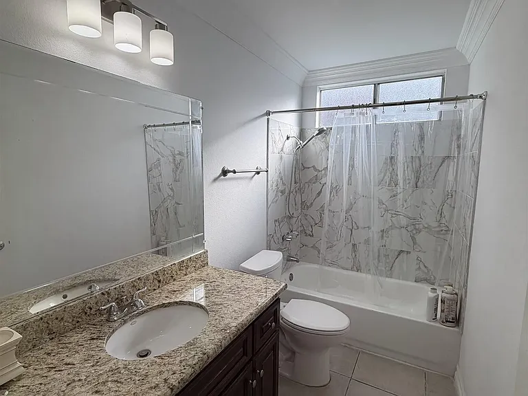 1095 Stillwell Ave #1095 — Photo 12