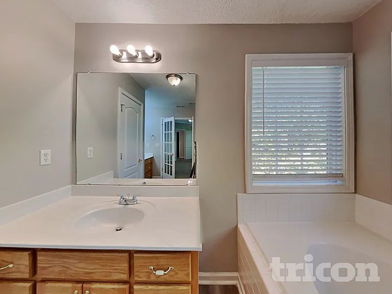 225 Mels Way — Photo 9