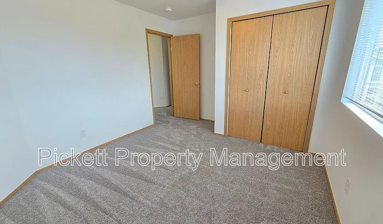 11615 Breckenridge Ln NW — Photo 29