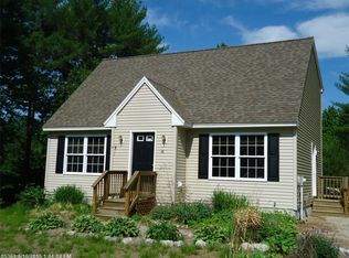 26 Natures Way, Steep Falls, ME 04085