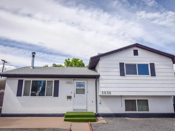 3935 Fairfield Ln, Pueblo, CO 81005