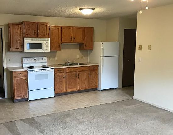 2nd image of 3736 Carman Rd #3