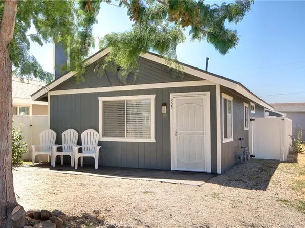805 Fir Ln, Big Bear City, CA 92314