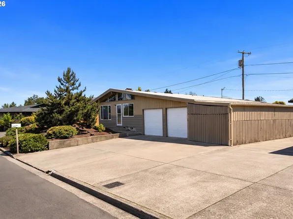 1091 Long Ridge Dr, Springfield, OR 97478