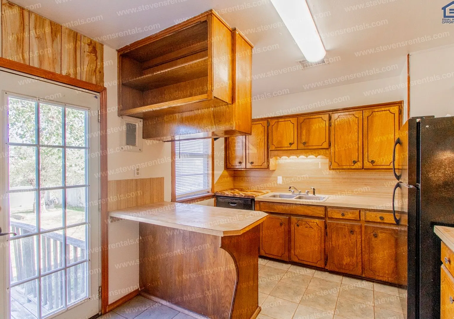 $250 off first months rent! | Modern City Haven — Photo 3