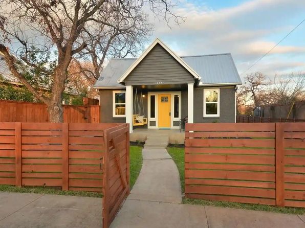 1207 San Bernard St #A