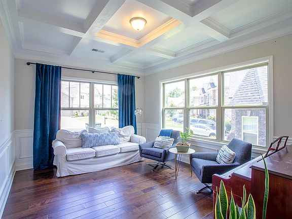 3rd image of 19 Park Vista Way