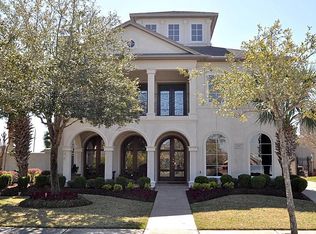 5327 Regency Dr, Sugar Land, TX 77479