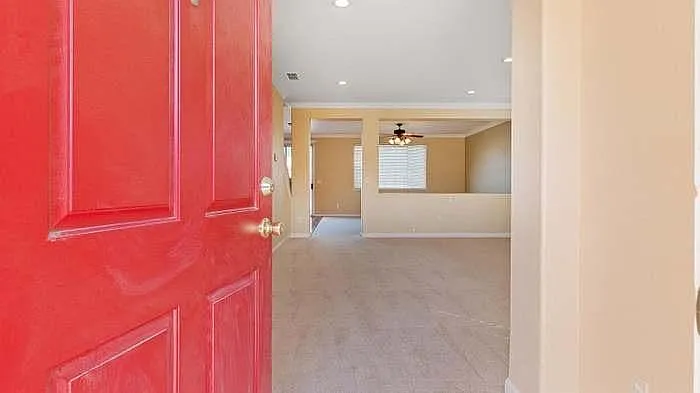 4594 Crabapple Ct — Photo 5