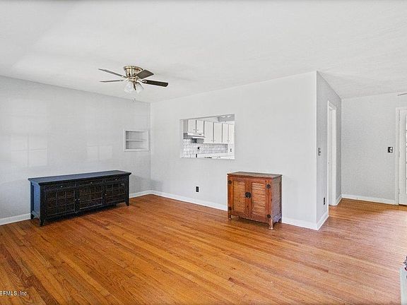5th image of 4141 Aldington Dr