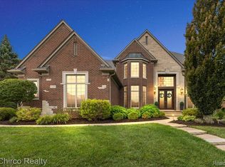 739 Majestic, Rochester Hills, MI 48306